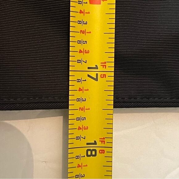 BUI By Barbara Bui Black Academia Minimalist Neutral Skirt NWOT Size M - Picture 12 of 12